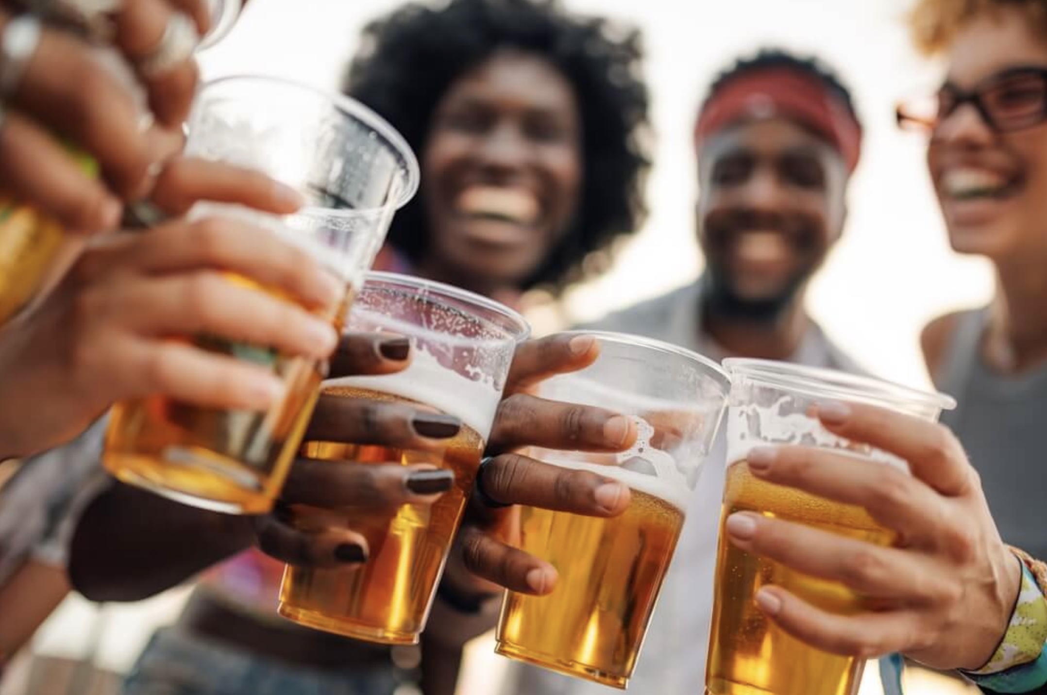 A group of friends cheersing